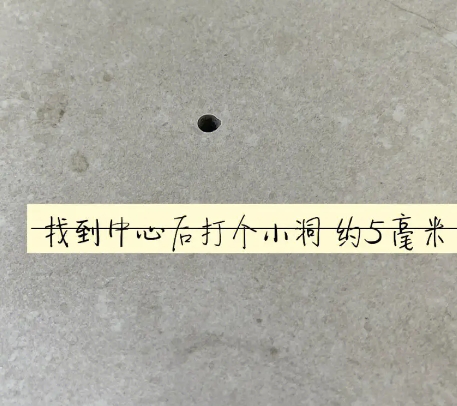 汤旺河瓷砖空鼓维修公司专业解答在瓷砖铺贴过程中，如果砂料搅拌不均匀，将会带来以下问题